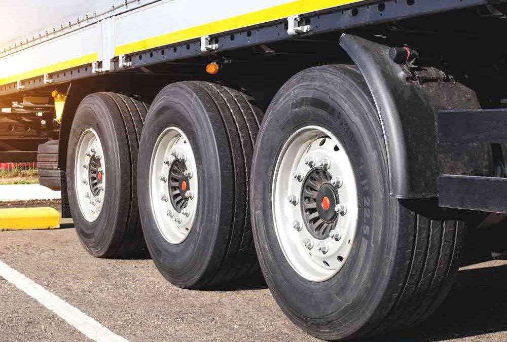What Is A Tri-Axle Truck & Trailer and Why Use It
